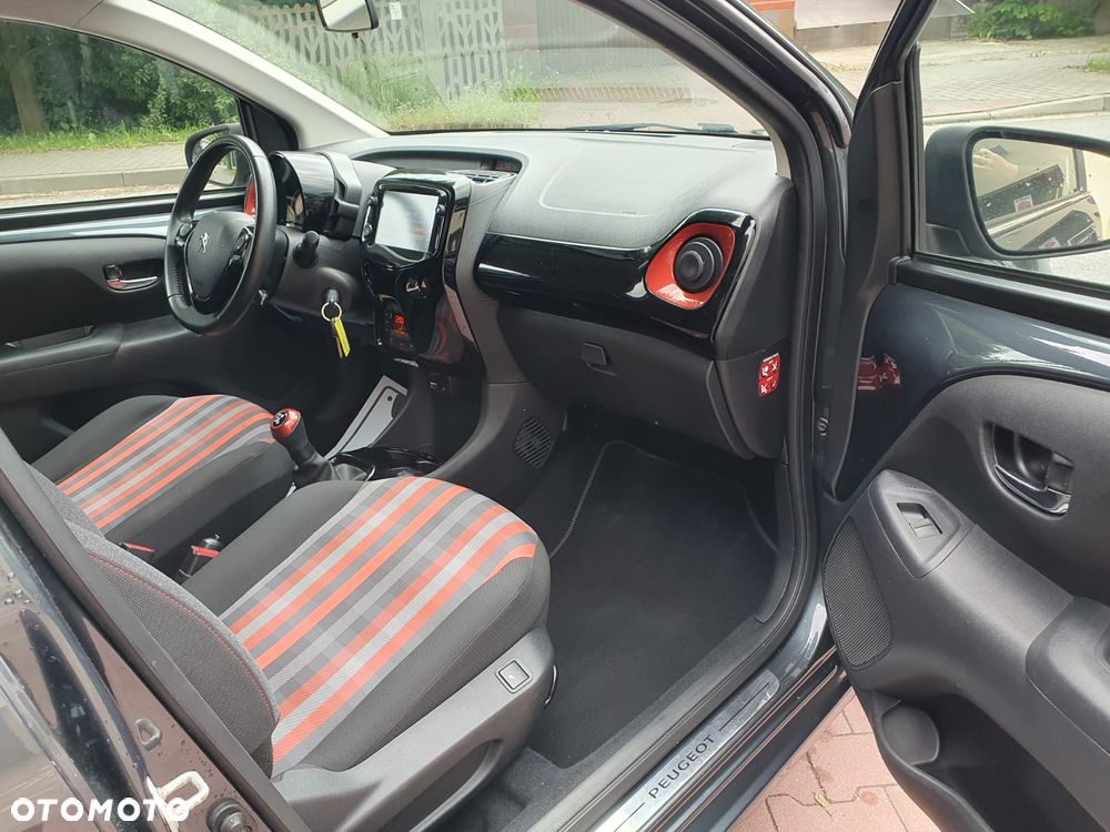 Peugeot 108 VTI 72 Top Allure - 12