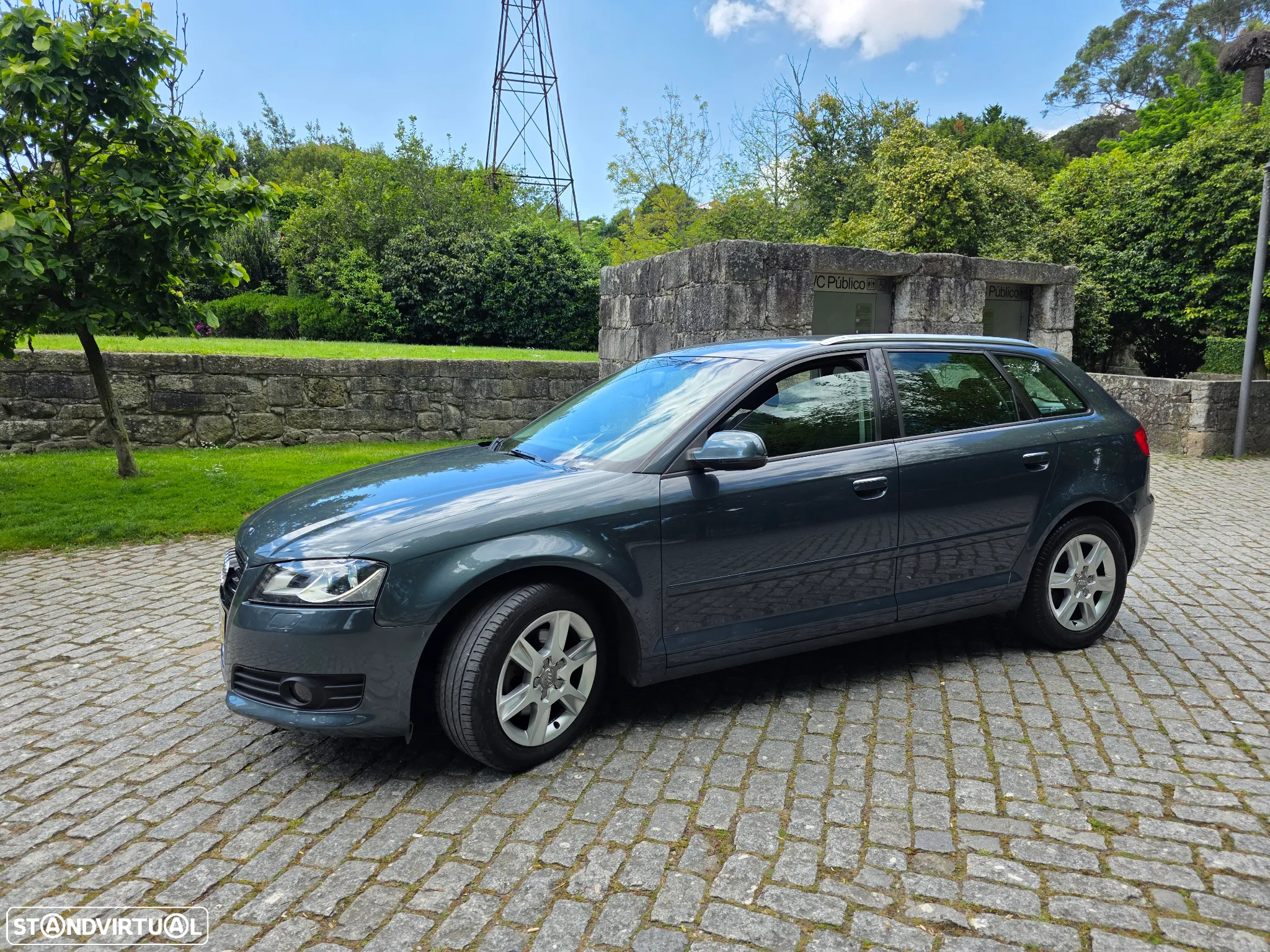 Audi A3 Sportback 2.0 TDi Attraction - 2