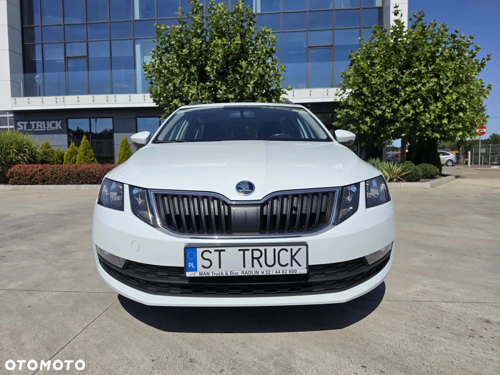Skoda Octavia - 3