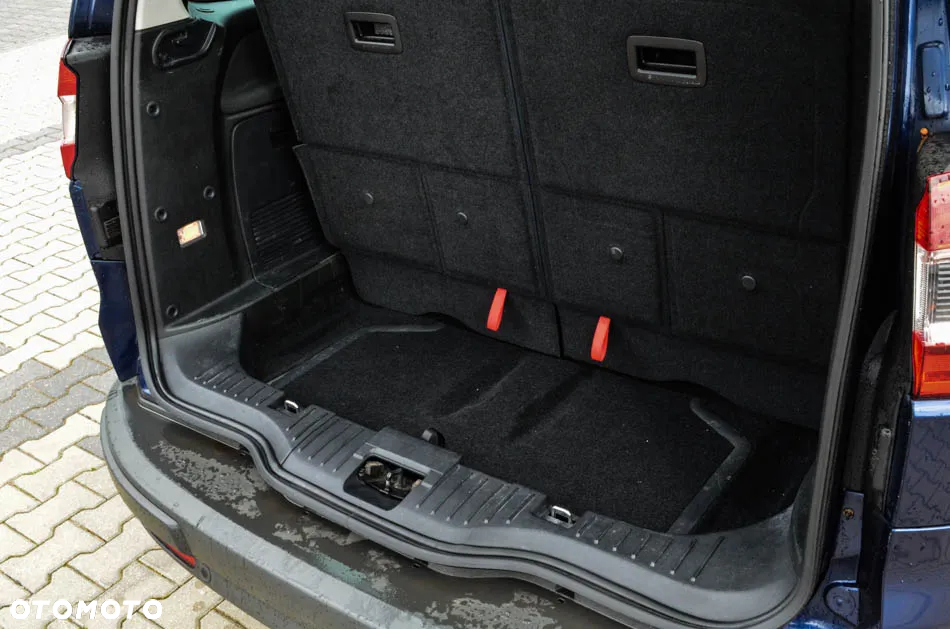 Ford Galaxy 2.0 Business Edition - 27