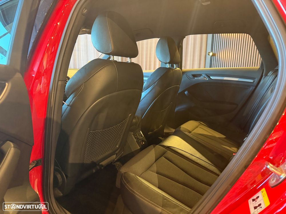Audi A3 Sportback 2.0 TDI (clean diesel) quattro S line Sport Pack - 17