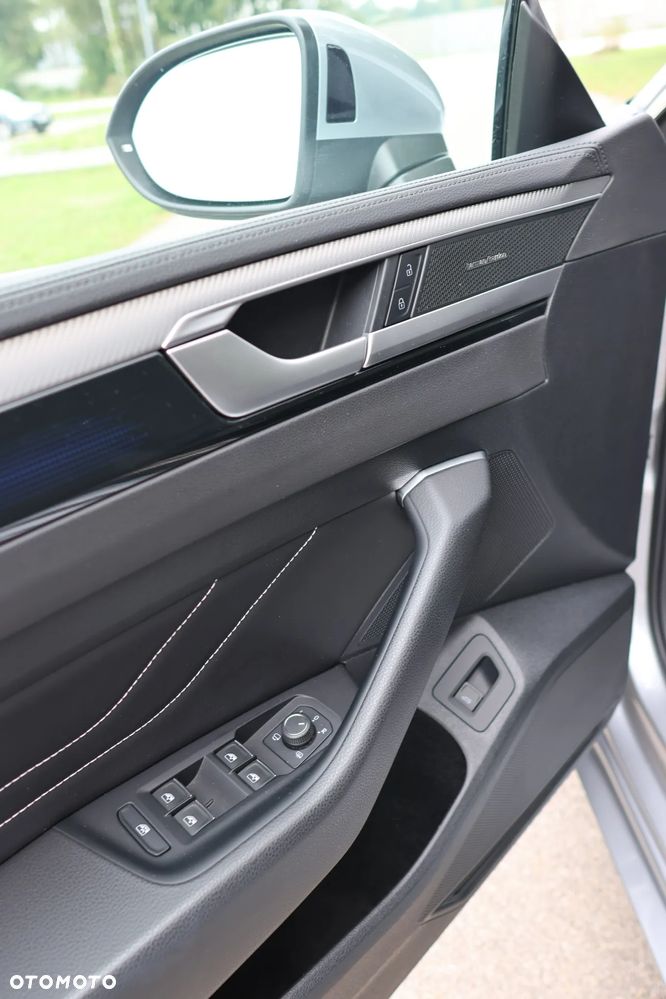 Volkswagen Arteon 2.0 TSI R-Line DSG - 23