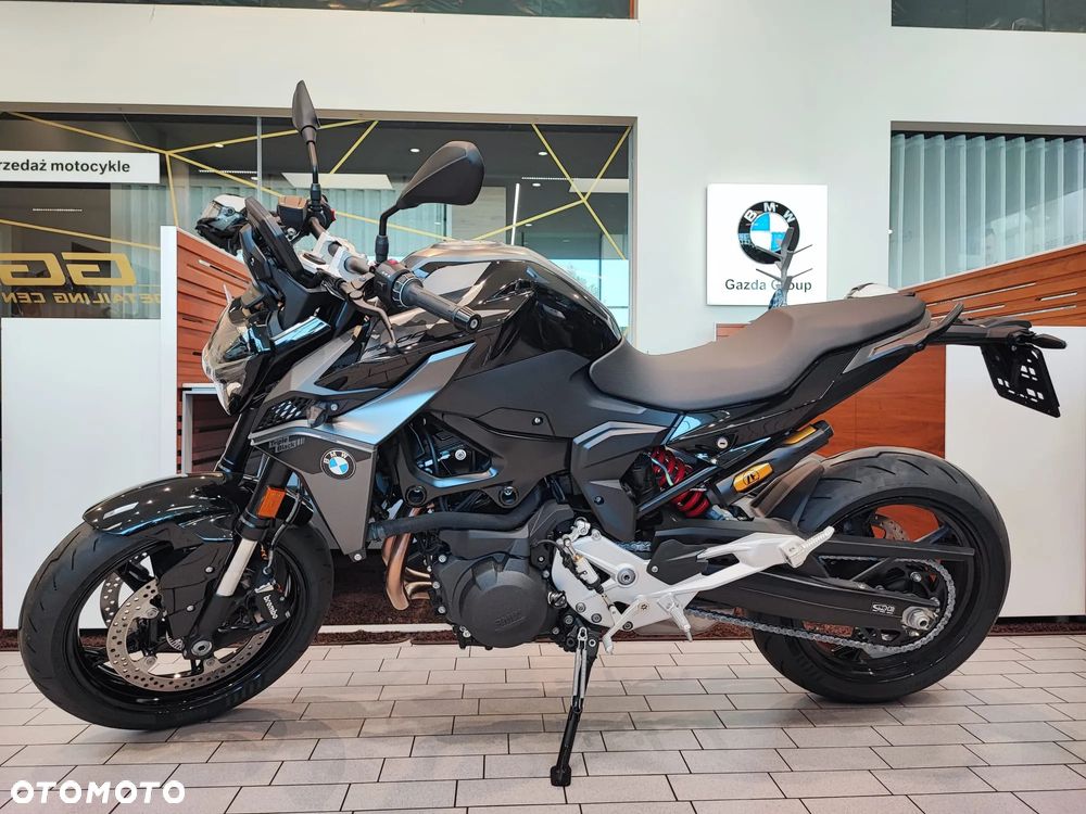 BMW F - 3