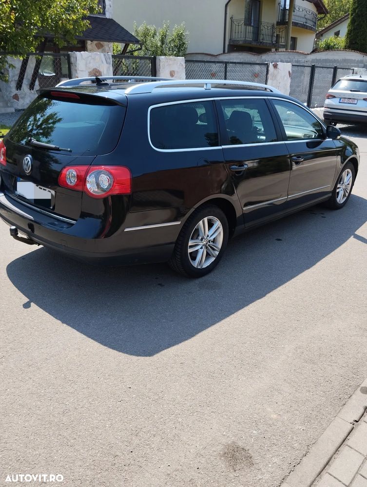 Volkswagen Passat - 4