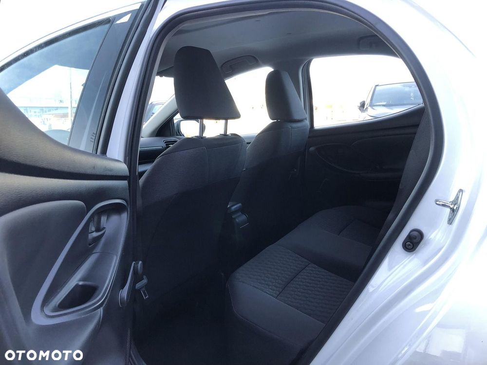 Toyota Yaris - 16