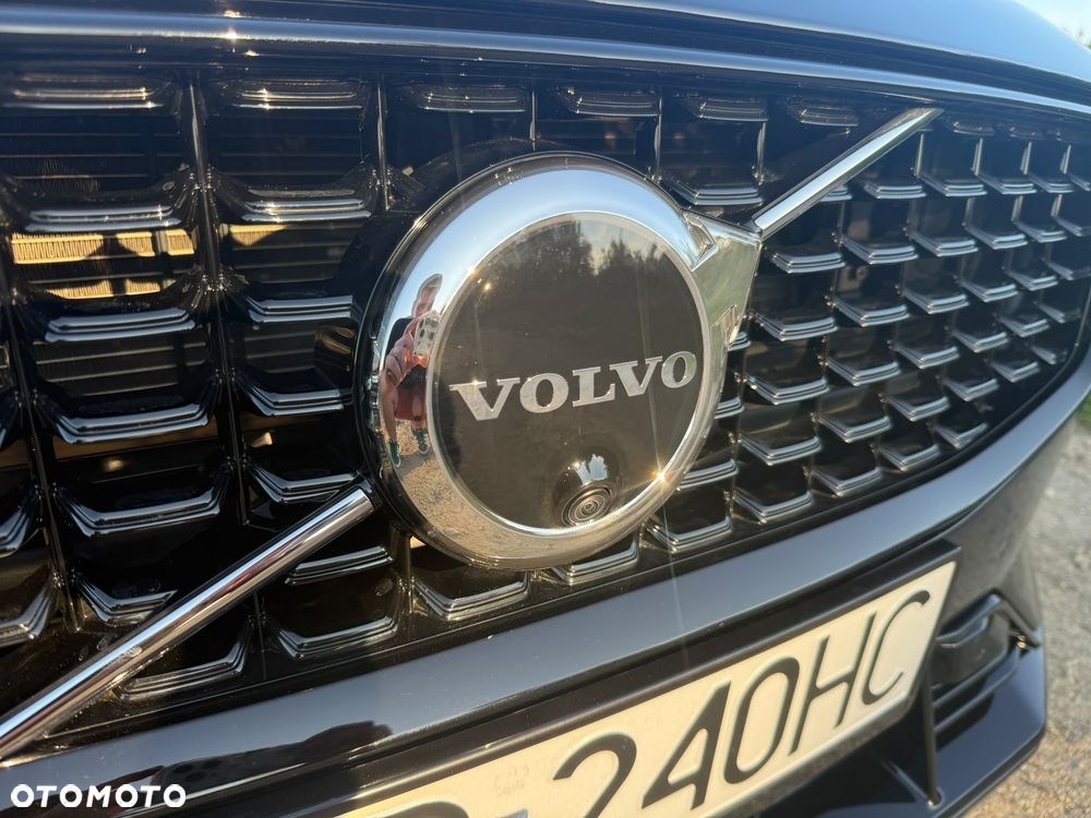 Volvo S60 B5 B AWD Ultimate Dark - 19