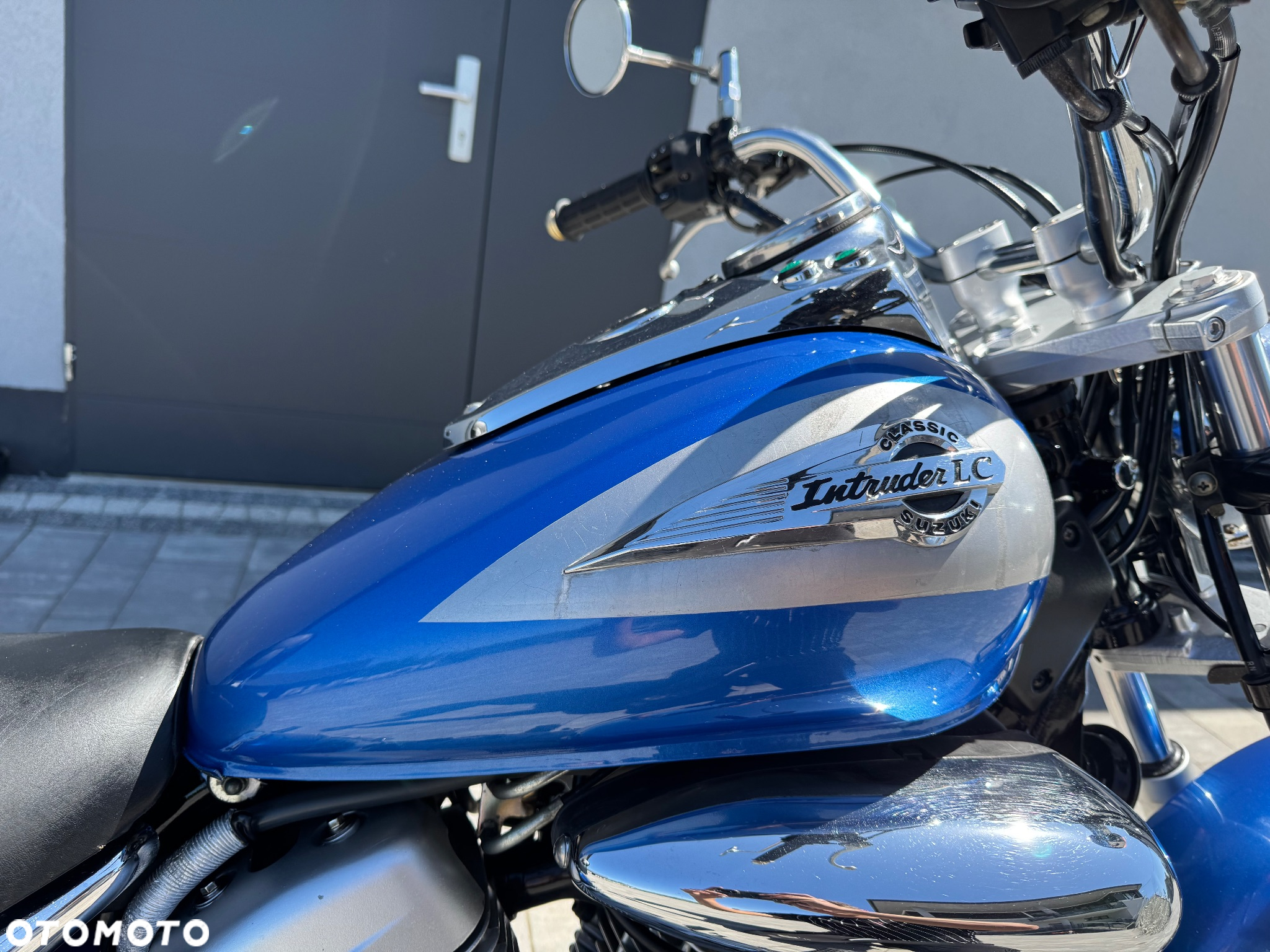 Suzuki Intruder - 9