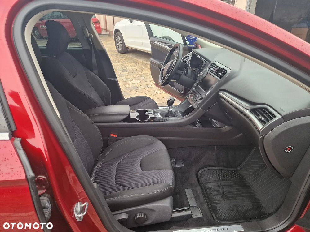 Ford Mondeo 2.0 TDCi Titanium - 10