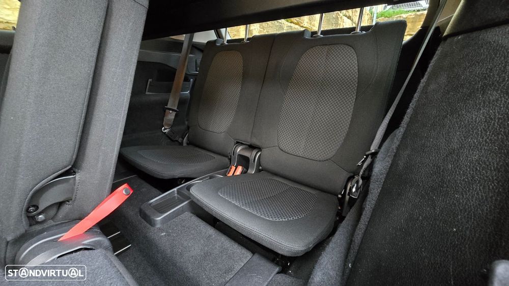 BMW 216 Gran Tourer i 7L Advantage - 46