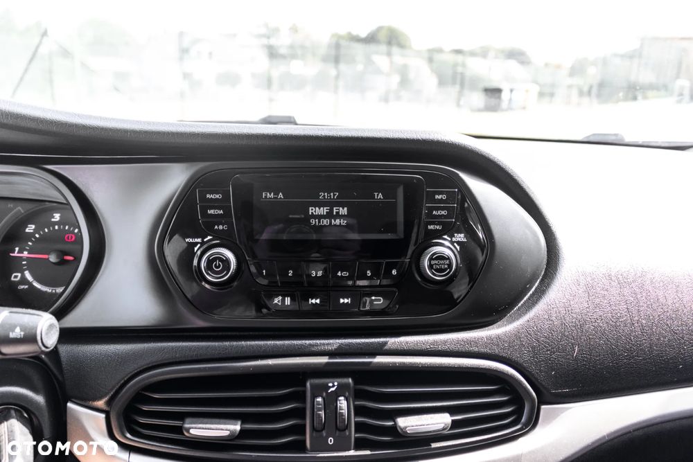 Fiat Tipo 1.4 T-Jet 16v Lounge EU6d - 17