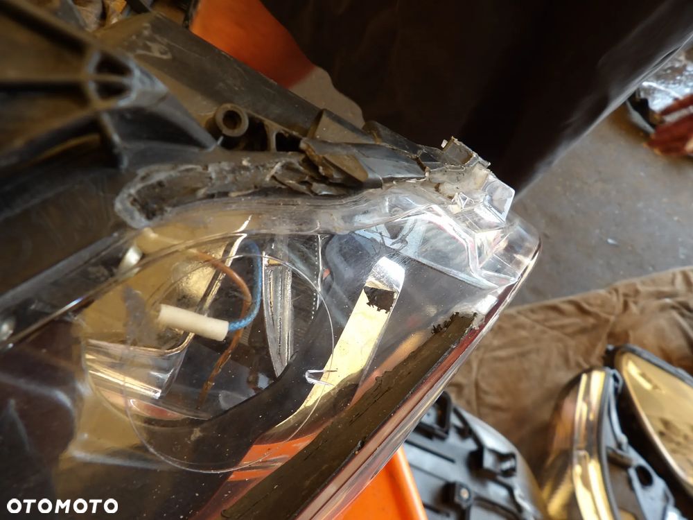 BMW - E60 - LIFT - XENON - SKRĘTNA - PRAWA LAMPA PRZEDNIA - EUROPA - 7044672 - 12