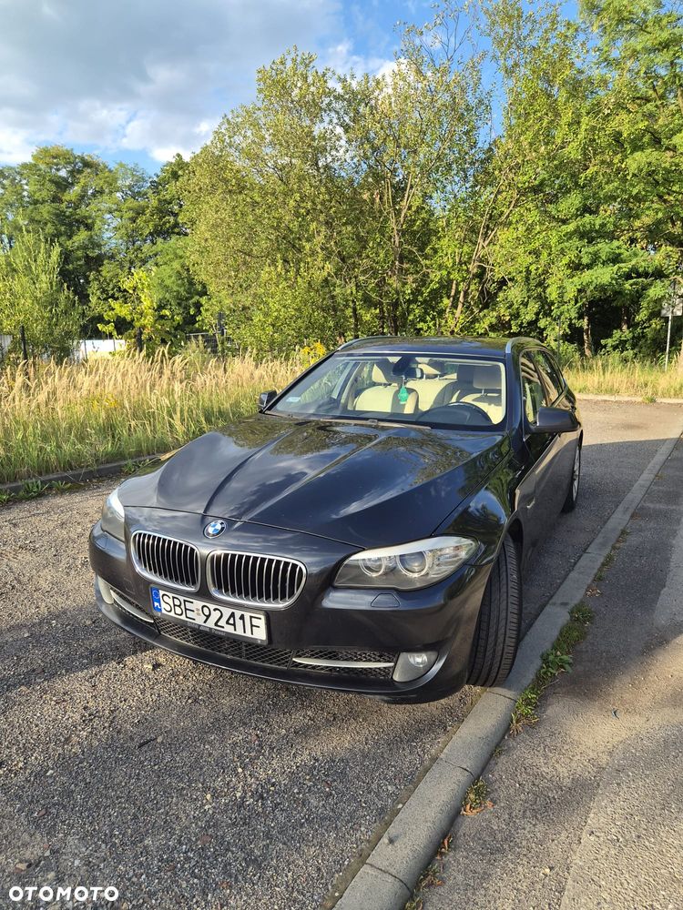 BMW Seria 5 520d - 8