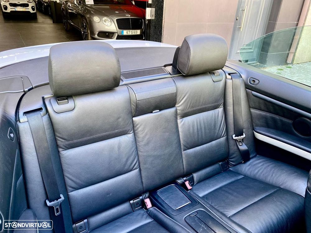 BMW 320 d Cabrio - 29