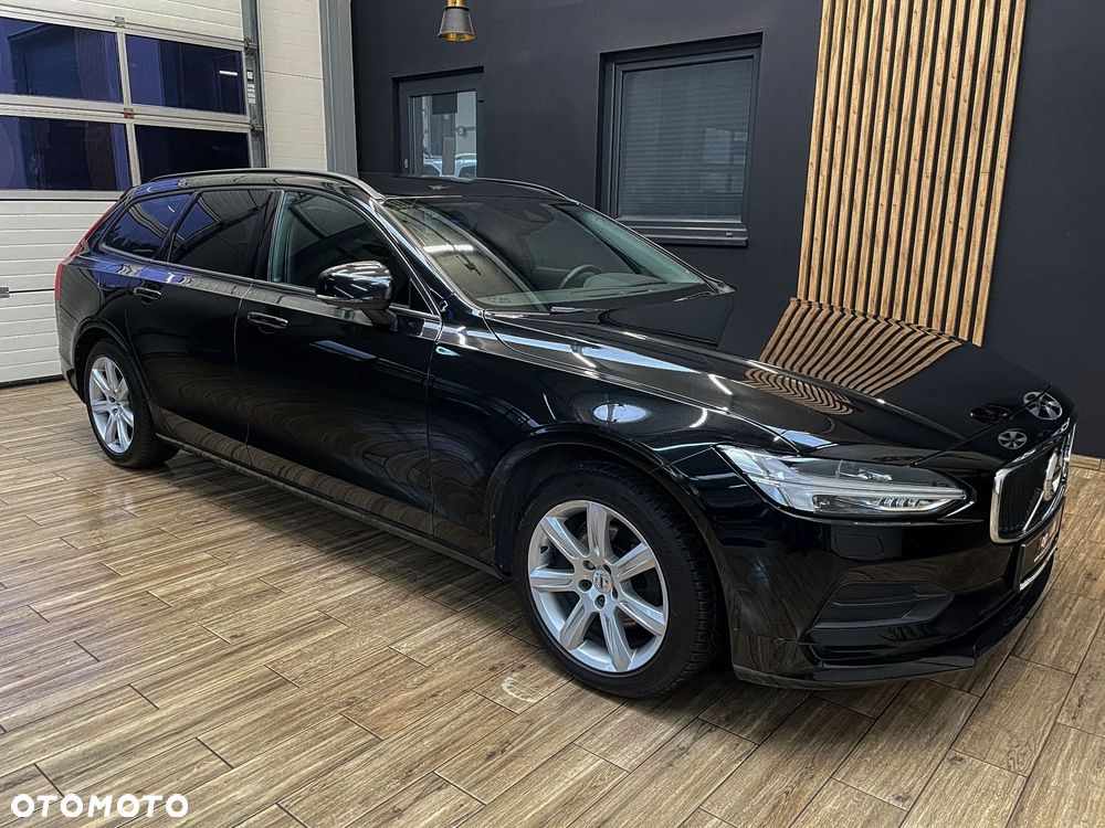 Volvo V90 D4 SCR Momentum - 6