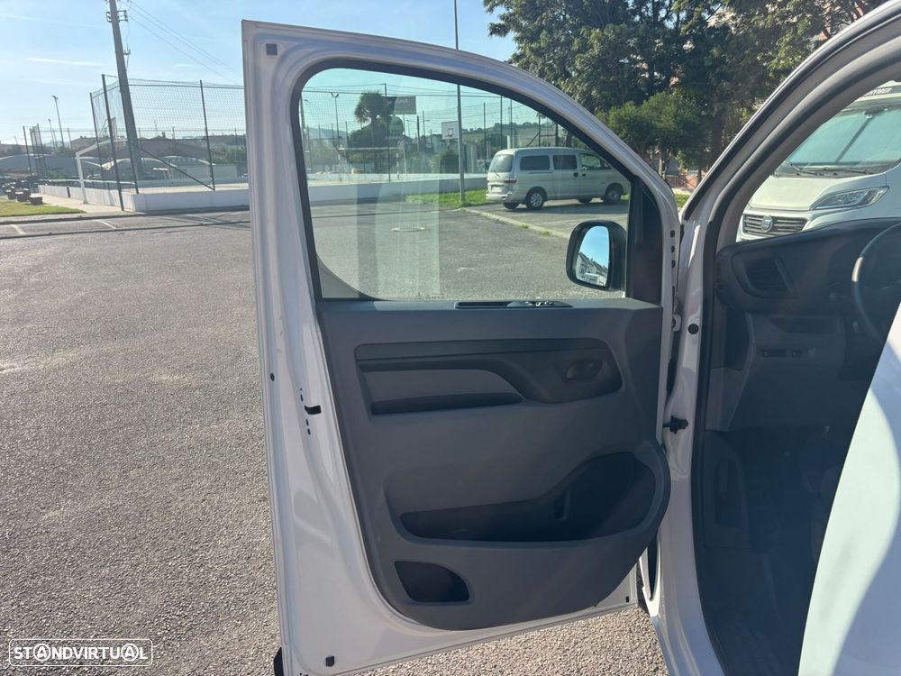 Opel Vivaro 1.5 CDTi L3H1 Essentia Inc - 24