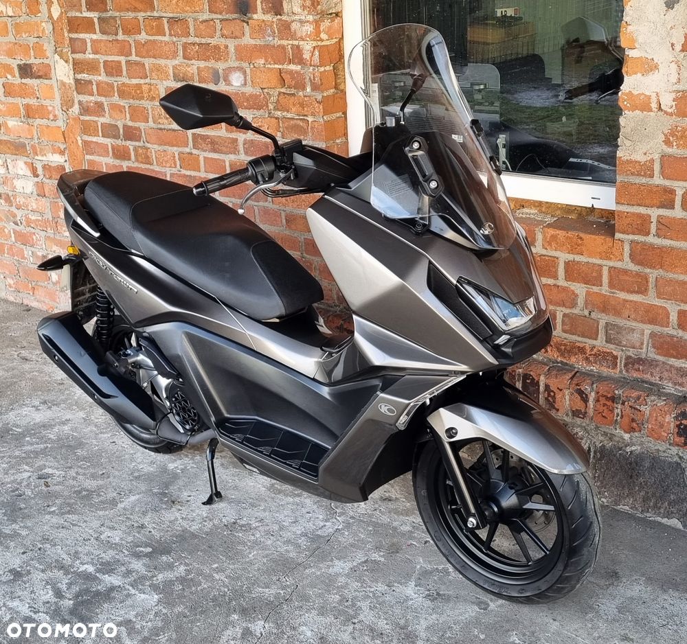 Kymco Skytown - 1