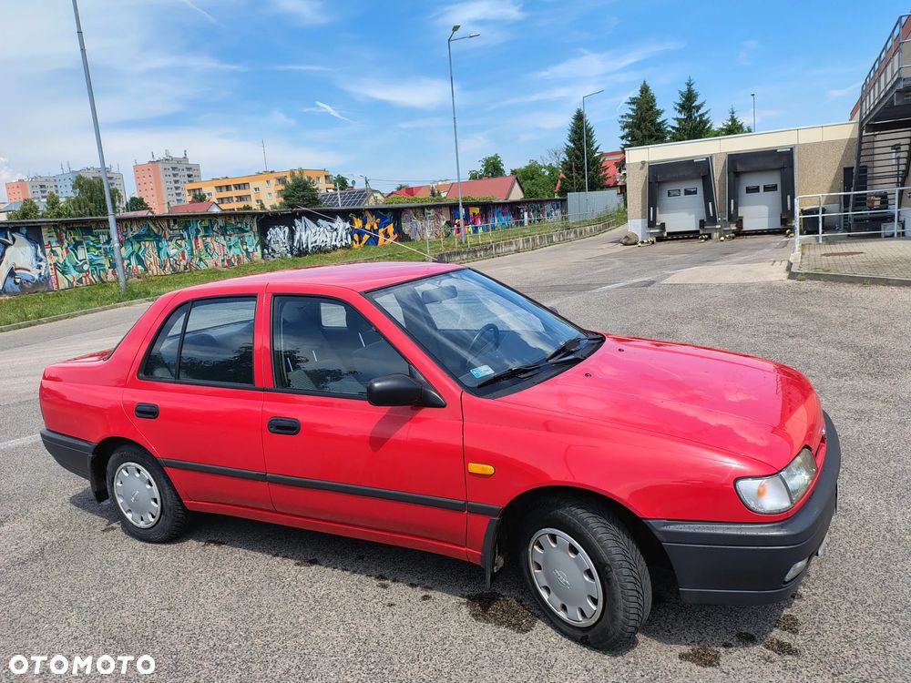 Nissan Sunny 1.4 LX - 5