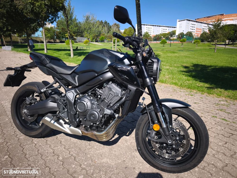 Honda CB 650R - 9