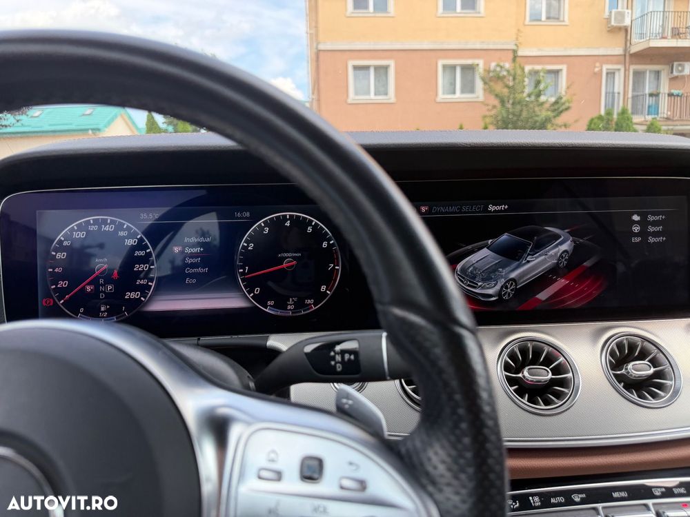 Mercedes-Benz E - 32