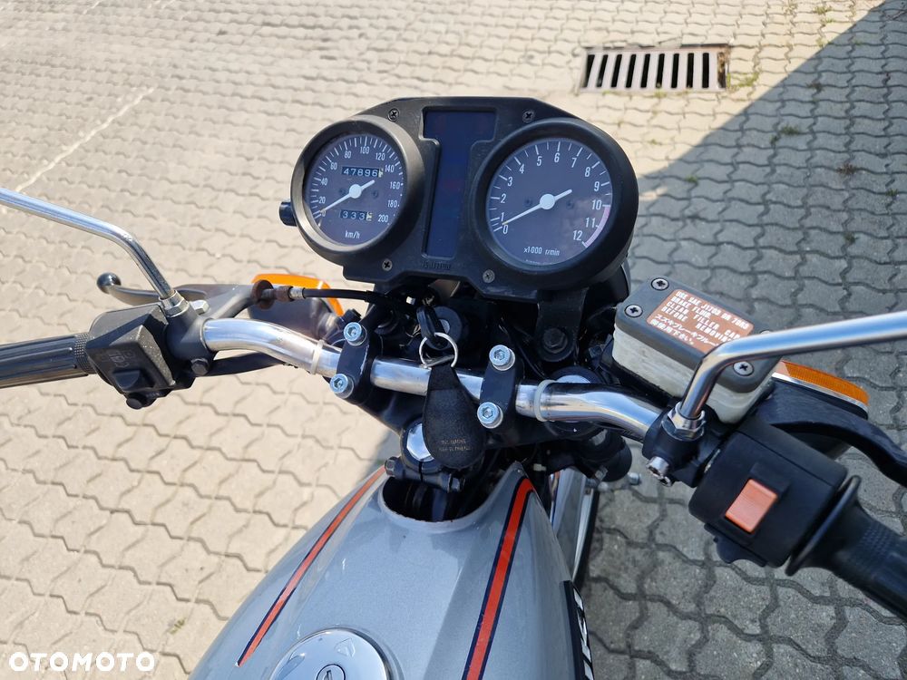 Suzuki GSX - 29