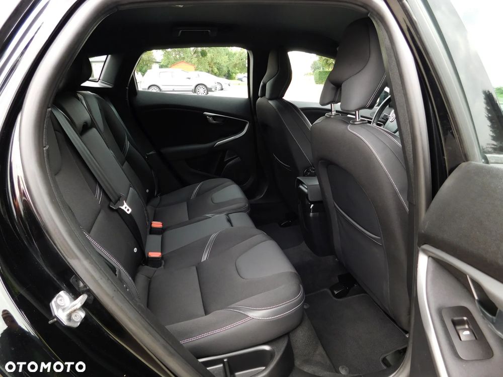 Volvo V40 T2 Kinetic - 16
