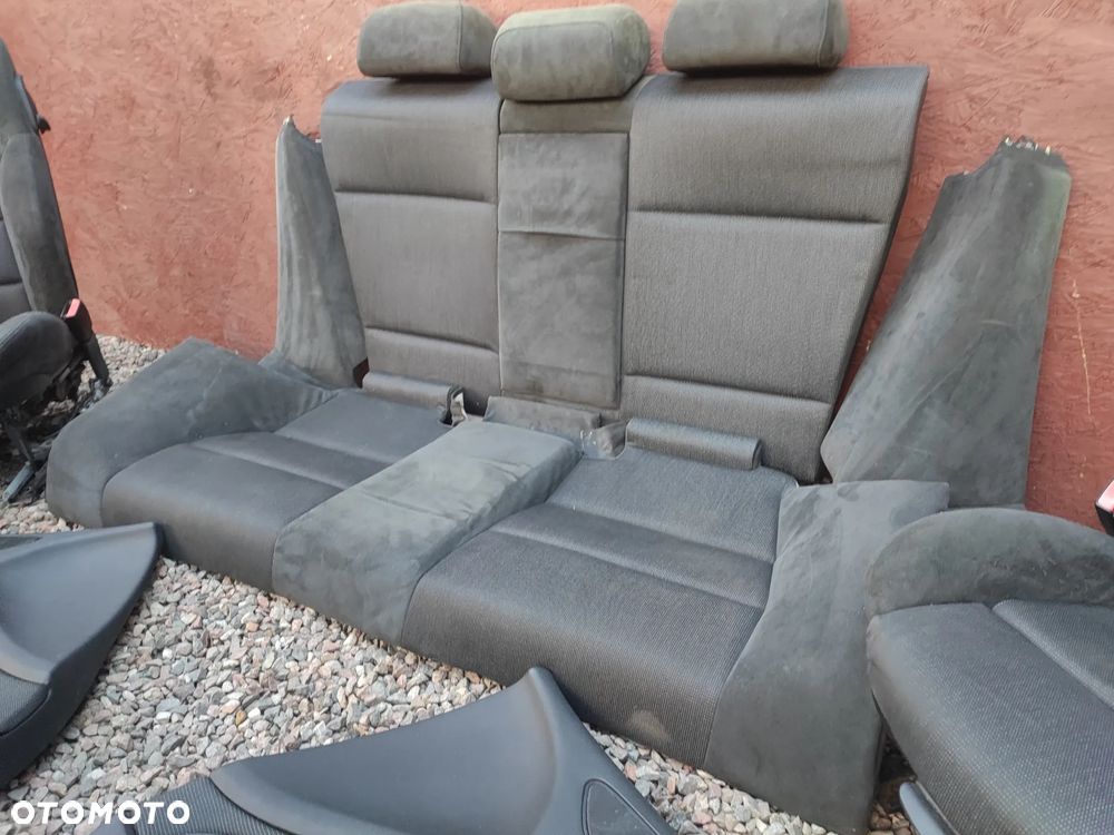 BMW E46 COUPE / M3 ORYGINALNY KOMPLET FOTELI PRZÓD SPORTSIZE / SPORTY + KANAPA TYŁ + BOCZKI EUROPA W WERSJI M-PAKIET ALCANTARA / MATERIAŁOWE ALCANTARA W BARDZO DOBRYM STANIE O NR. 52 10 8 226 419 / 52 20 7 895 608 / 52 20 7 156 167 / 52 10 7 039 640 OEM - 16