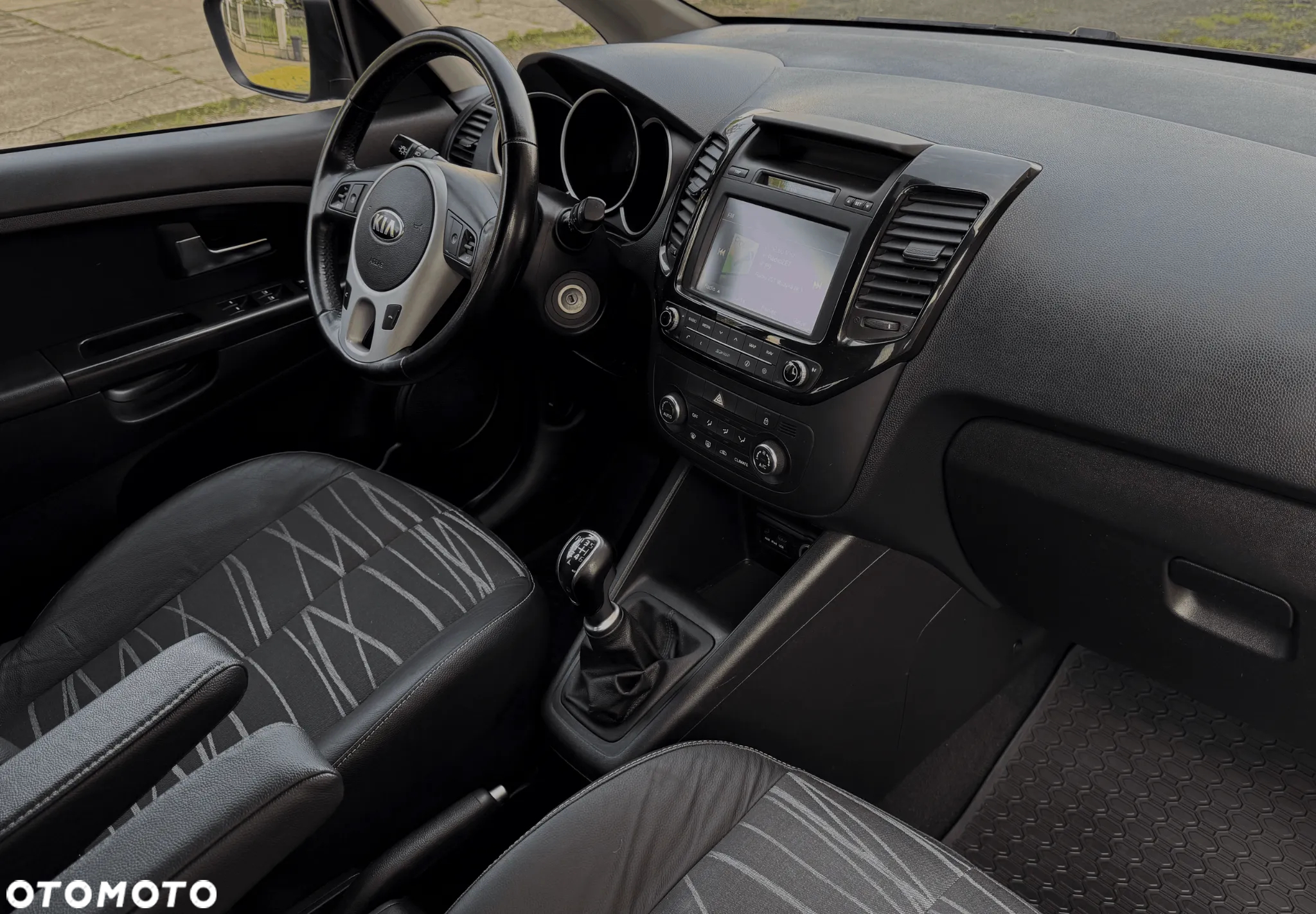 Kia Venga 1.6 Business Line - 21