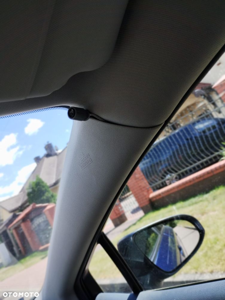Toyota Avensis 2.0 Premium MS - 8