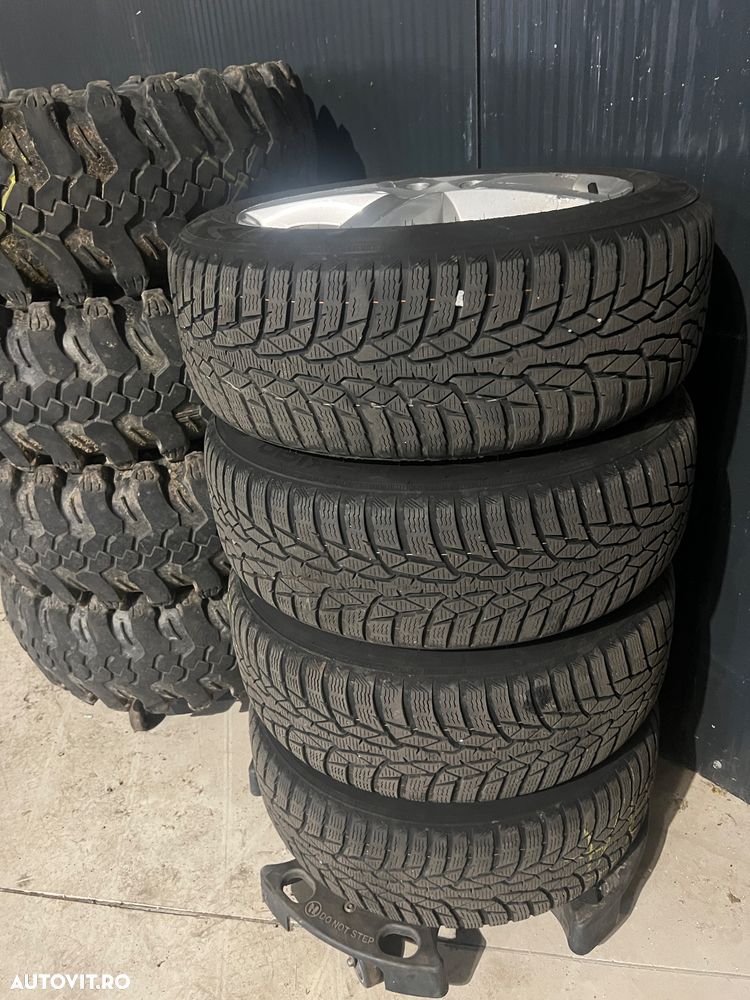 BMW Seria 1 118i - 13