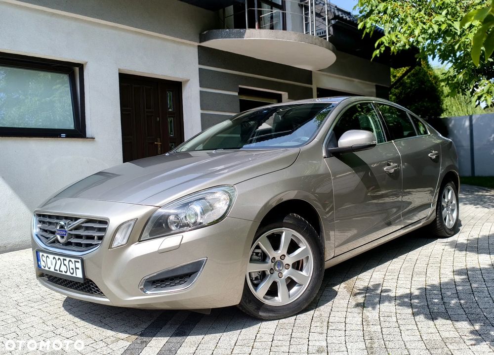 Volvo S60 DRIVe Summum - 16
