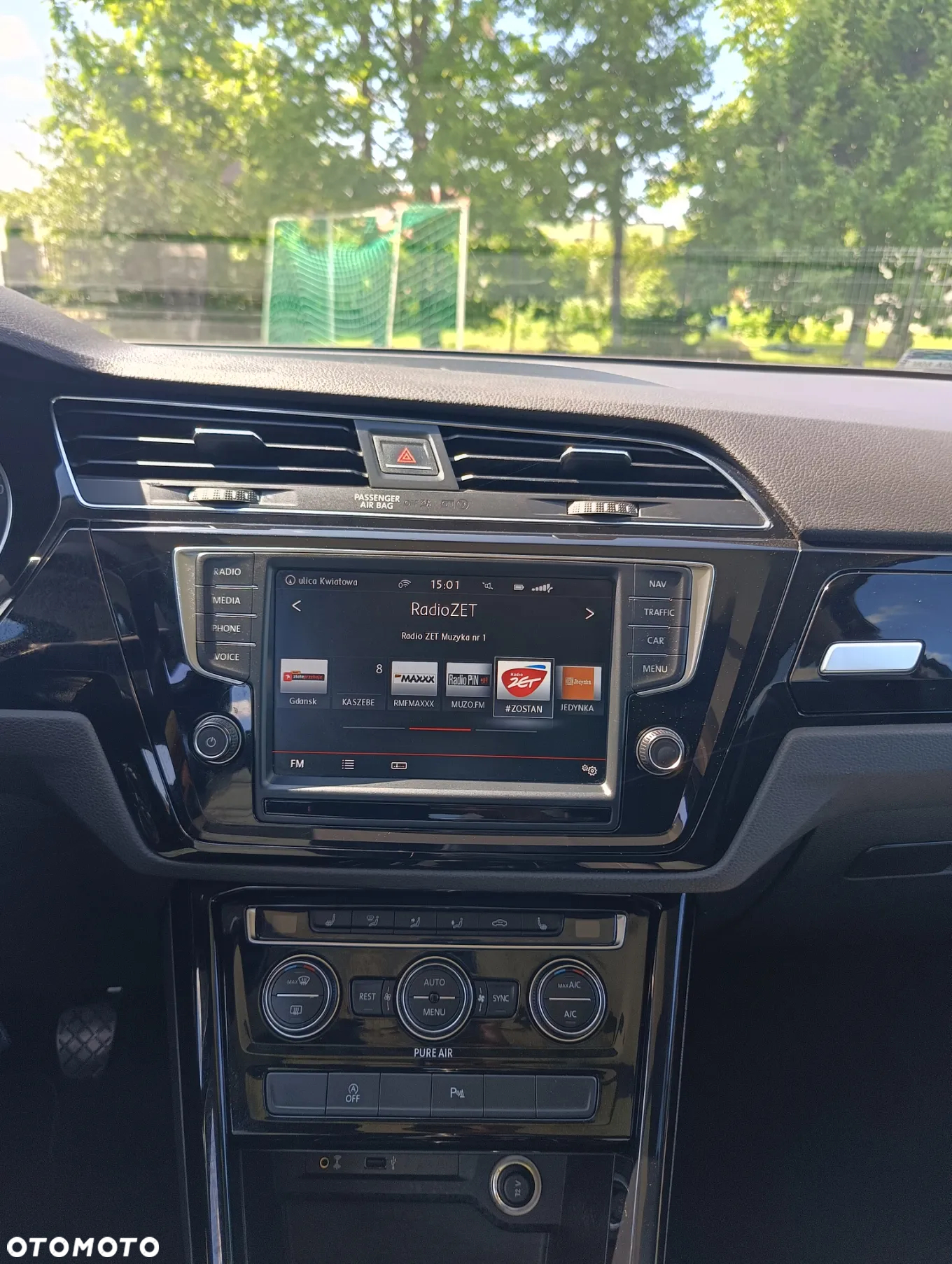 Volkswagen Touran - 15