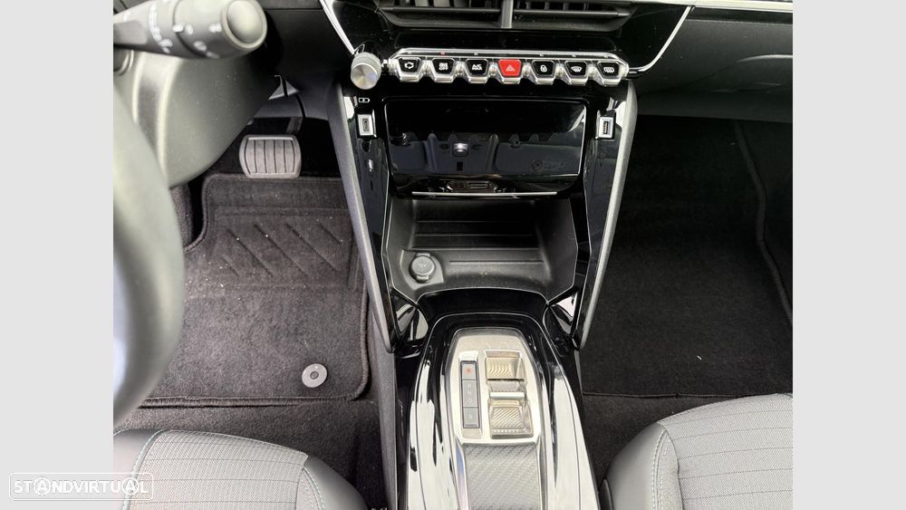 Peugeot e-2008 50 kWh Allure - 17