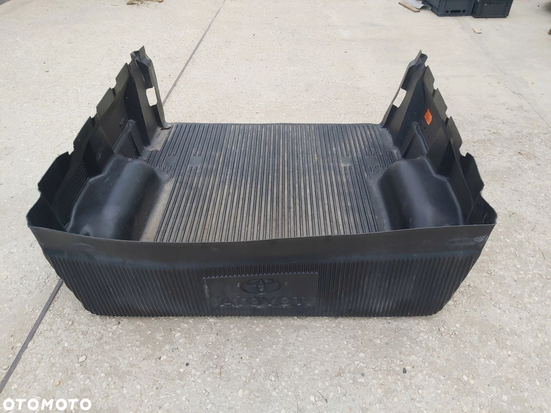 Toyota Tundra II paka wkład kuweta zabudowa paki CREW MAX - 3