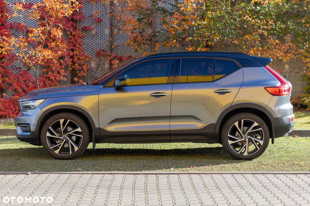 Volvo XC 40 T5 AWD Geartronic R-Design - 4