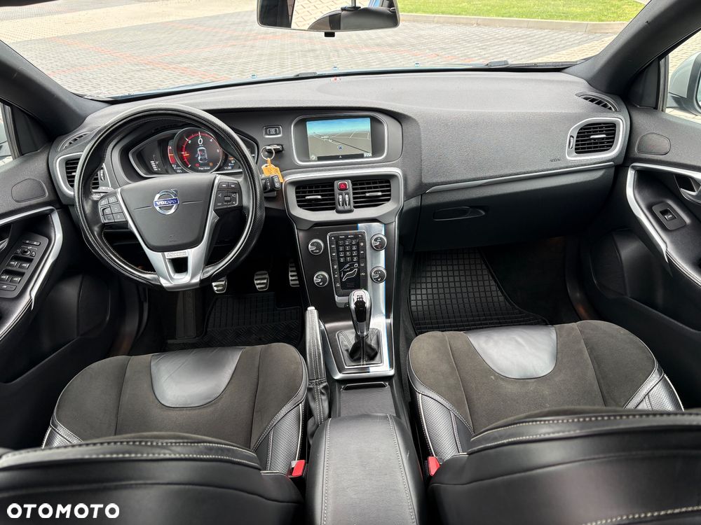Volvo V40 D2 RDesign - 27