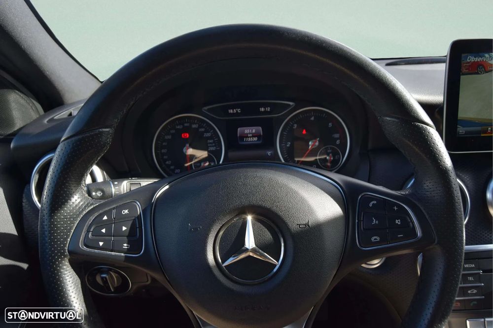 Mercedes-Benz A 180 d AMG Line - 16