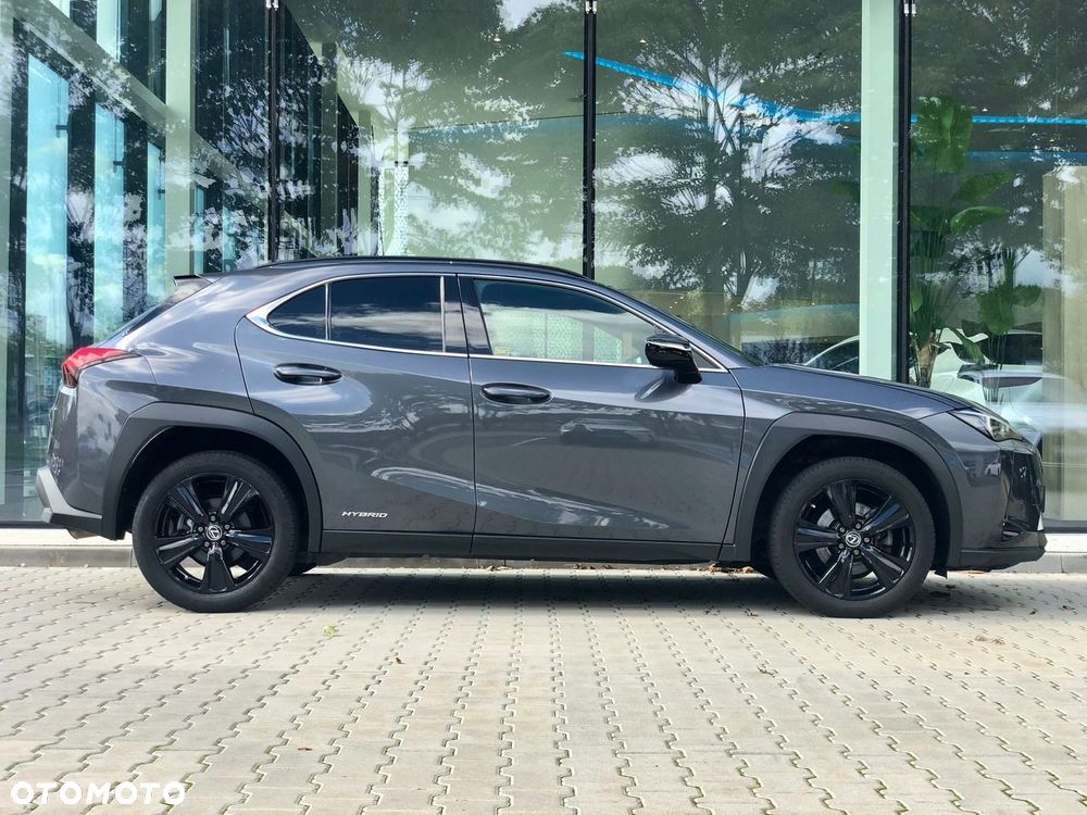 Lexus UX 250h GPF F Impression 2WD - 4