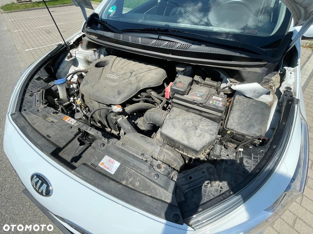 Kia Ceed 1.6 GDI ISG UEFA EURO 2016 - 30