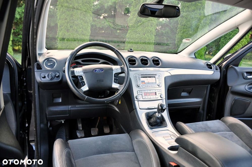 Ford S-Max - 28