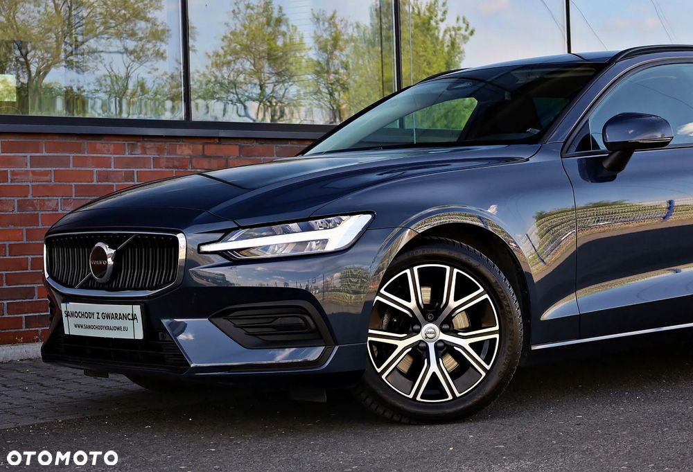 Volvo V60 B3 B DKG Core - 13