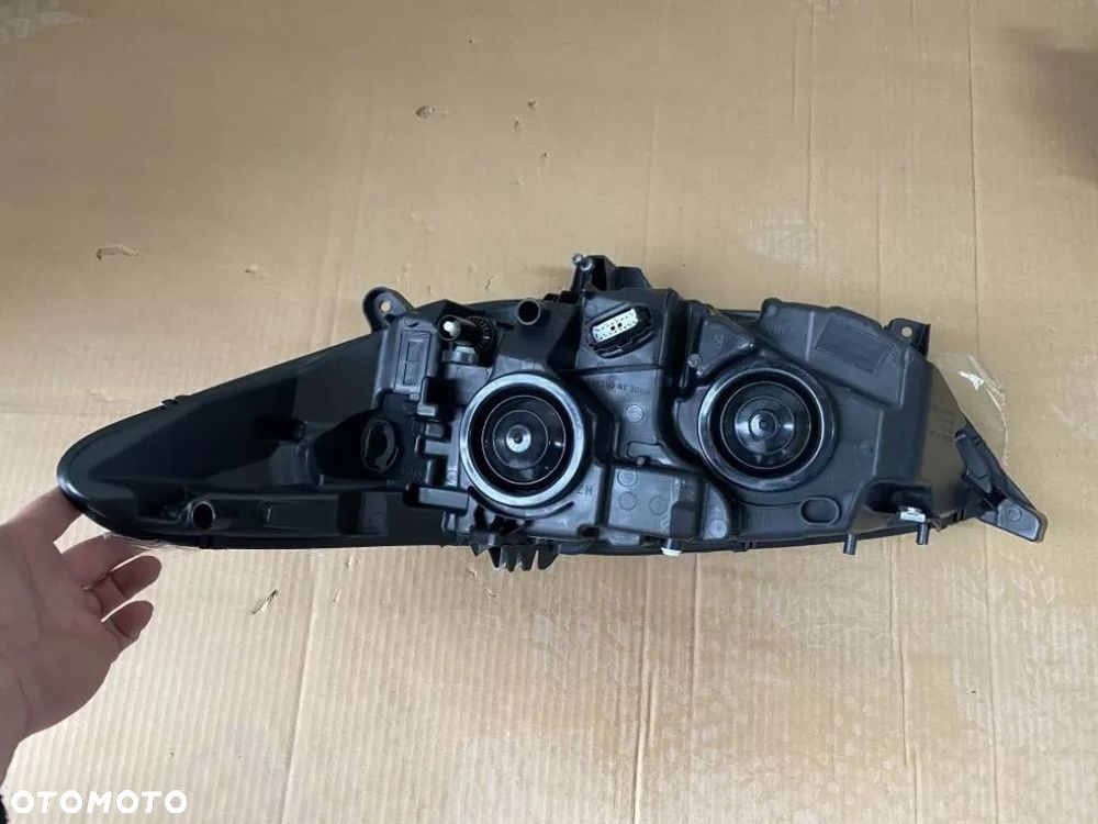 Lampy przód Forda Mondeo Fusion 2013r wersja USA - 4