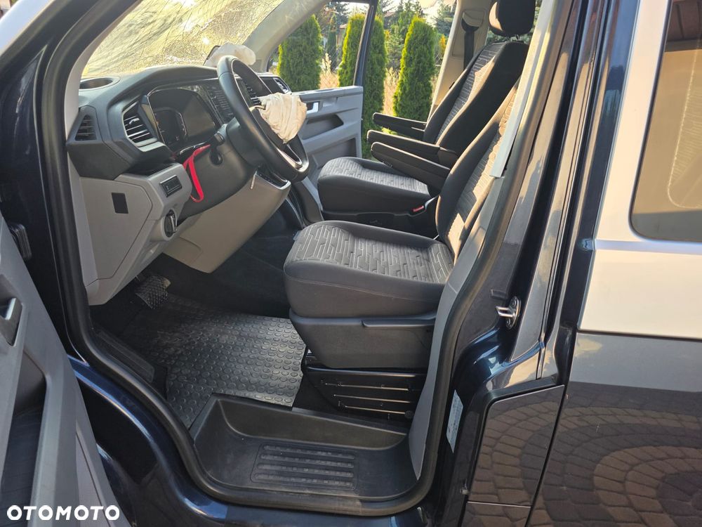 Volkswagen Caravelle 2.0 TDI L2 Highline 4Motion DSG - 11
