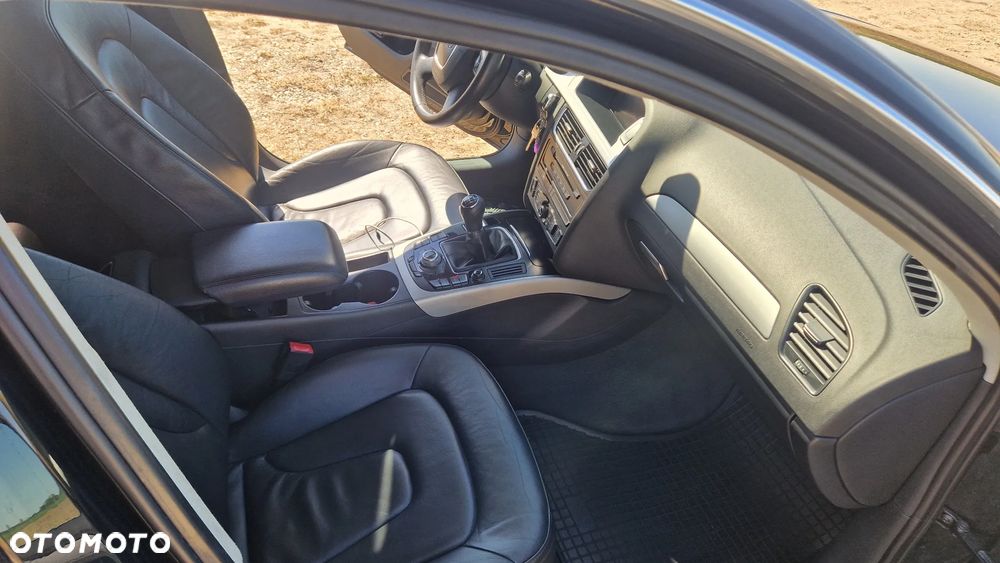 Audi A4 Avant 2.0 TDI - 13