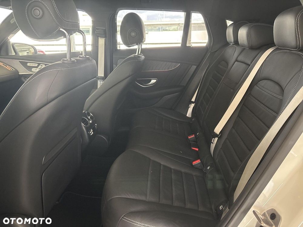 Mercedes-Benz EQC - 23