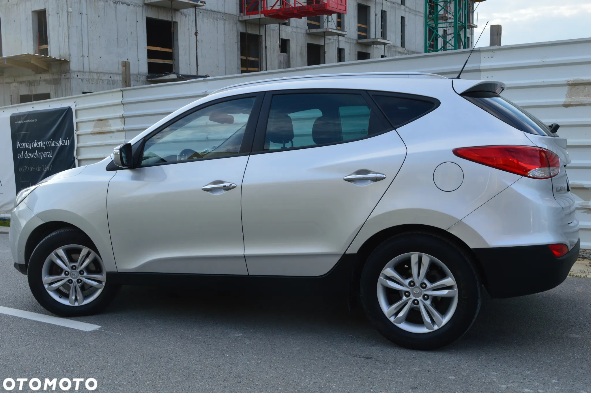 Hyundai ix35 1.7 CRDi 2WD blue Finale Silver - 13
