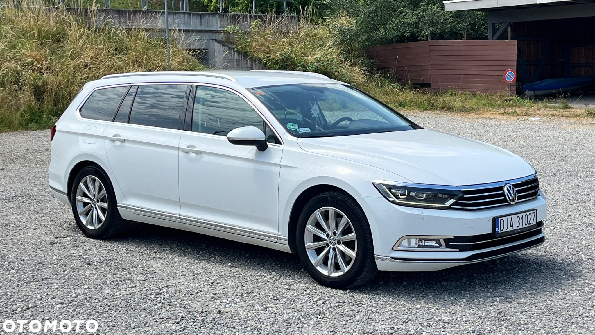 Volkswagen Passat - 4