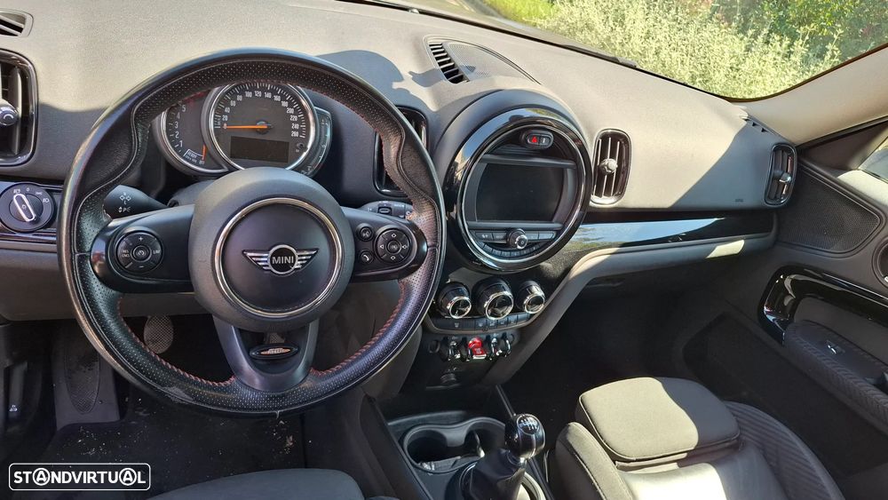 MINI Countryman One D - 5