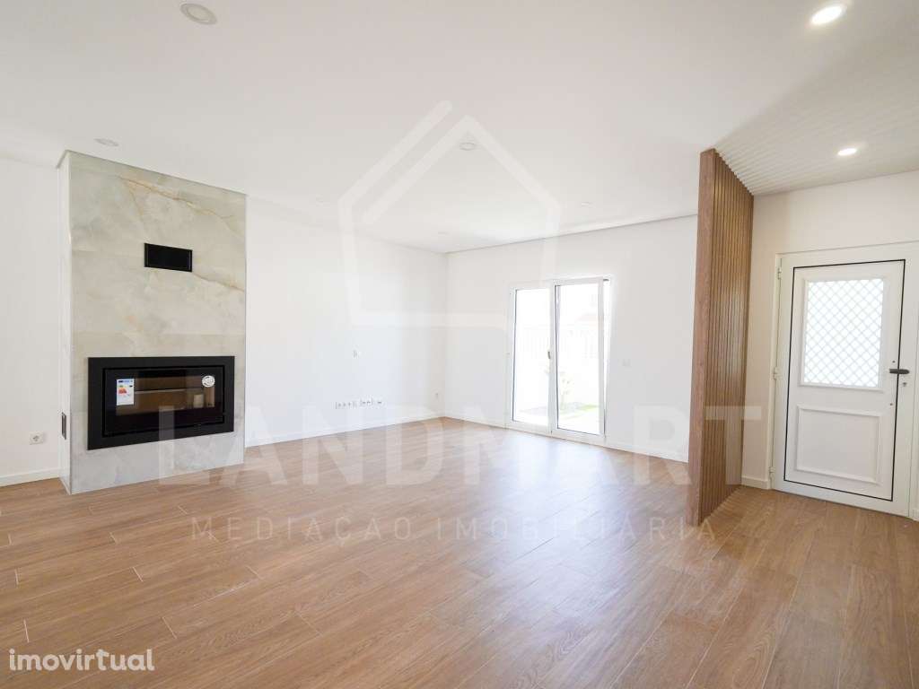 Moradia T4 , Casal da Lagoa - Turquel - Grande imagem: 4/25