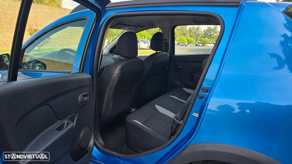 Dacia Sandero 0.9 TCe Stepway - 50