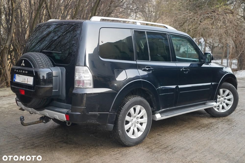 Mitsubishi Pajero 3.2 DID Instyle - 9